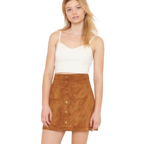 Garage (S) Brown Button Front 2 Square Pocket Faux Suede Skirt - Picture 8 of 11